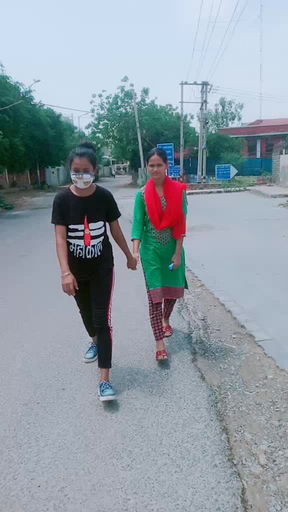 @rajasthani queen