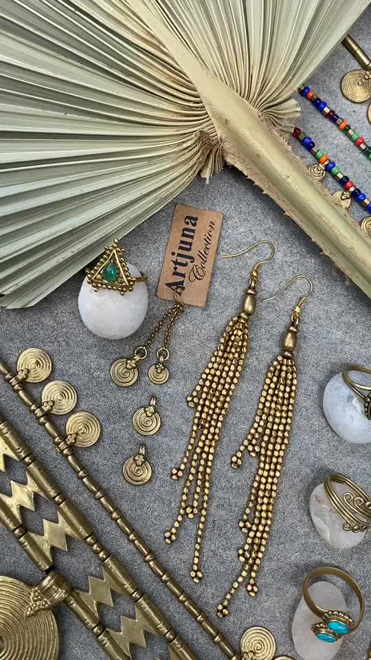 @Artjuna.collection