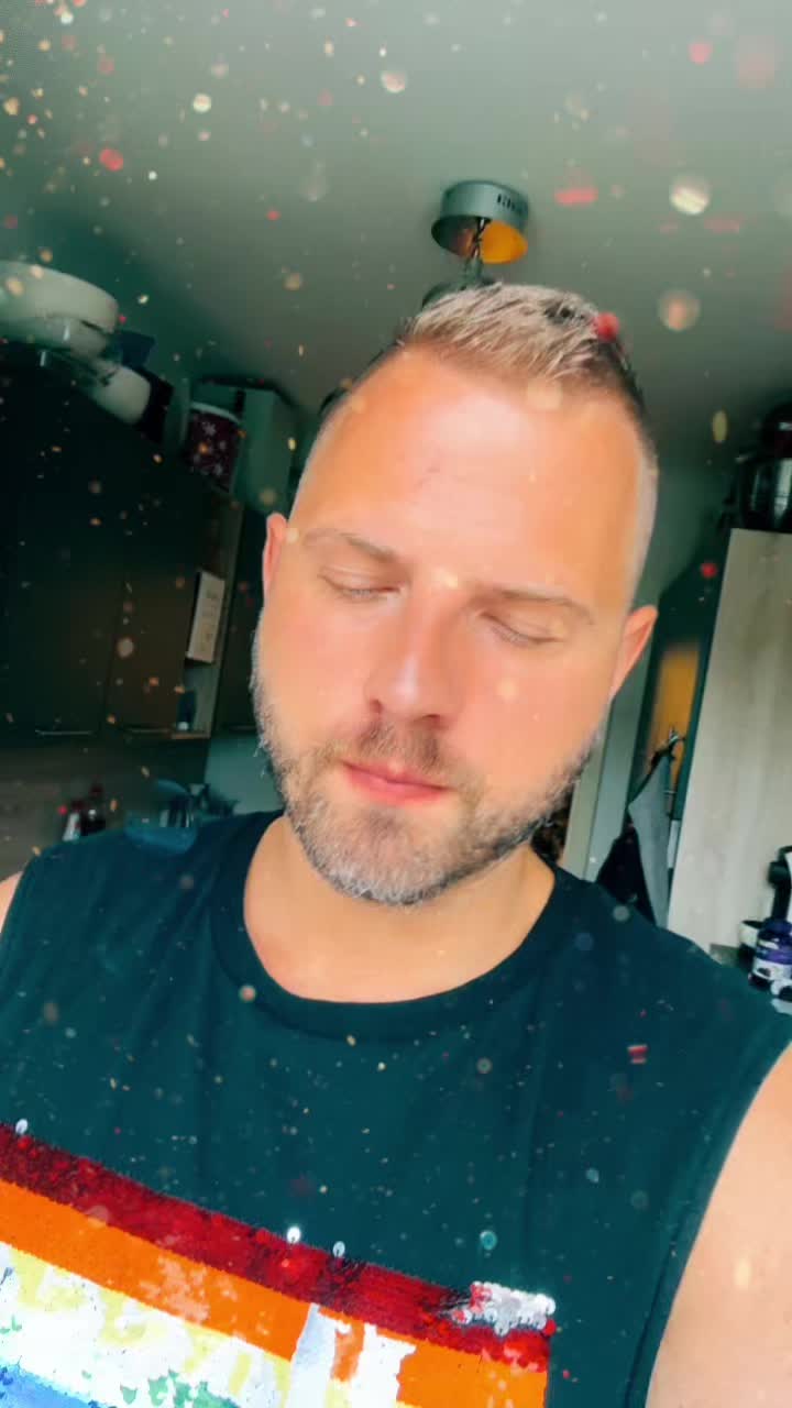 @MichaelHolcik