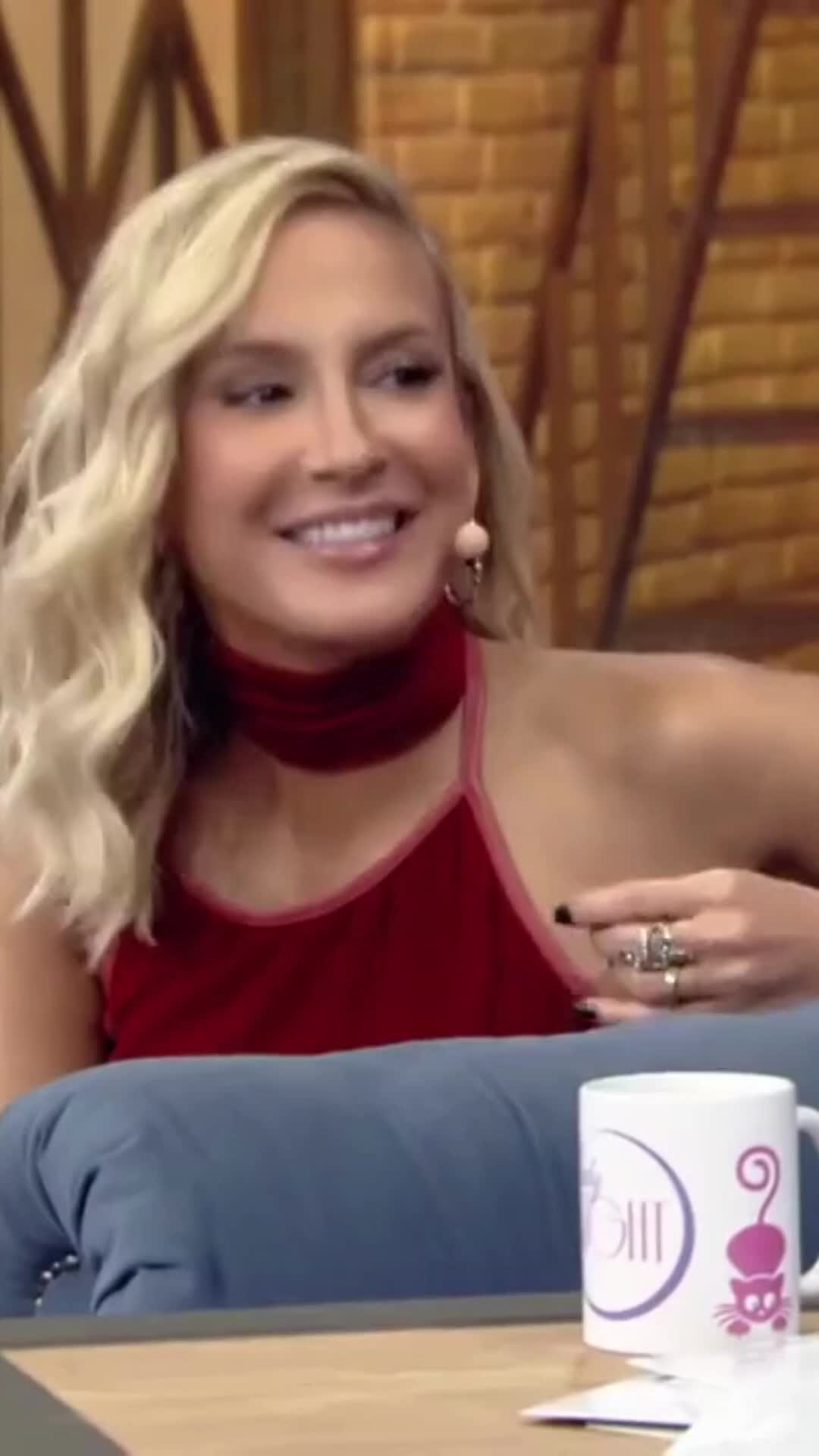 @Claudinha