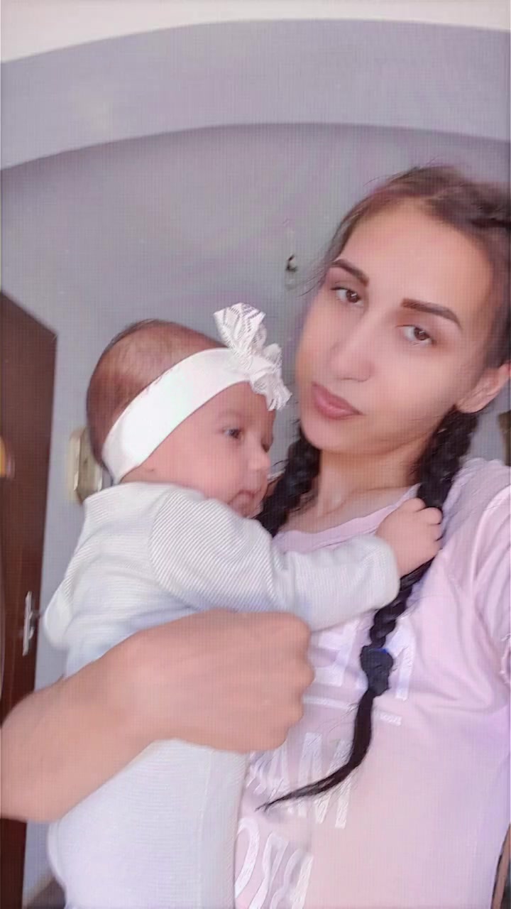 @Roxana selena🥰