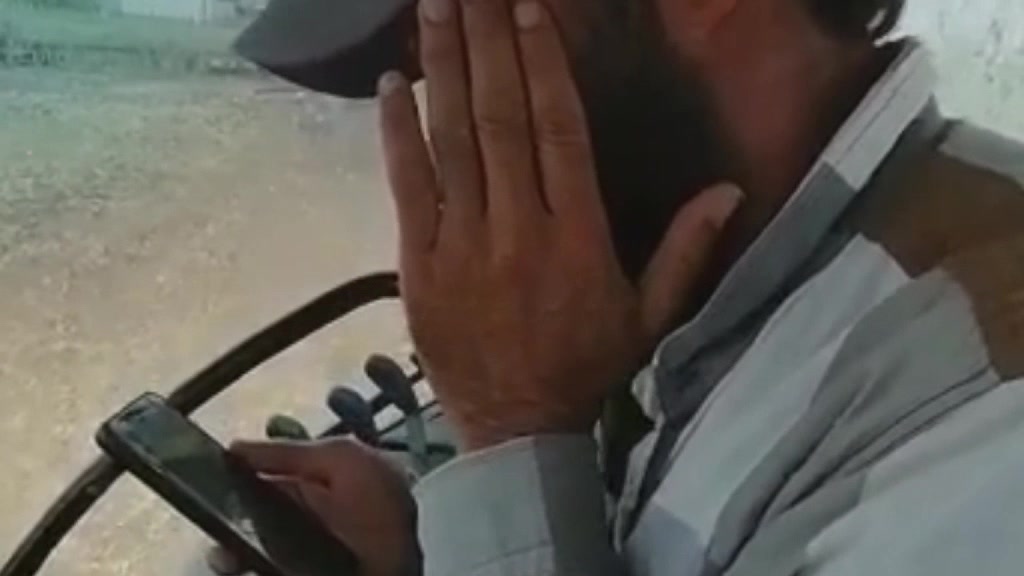 @صلوح المنبجي😌