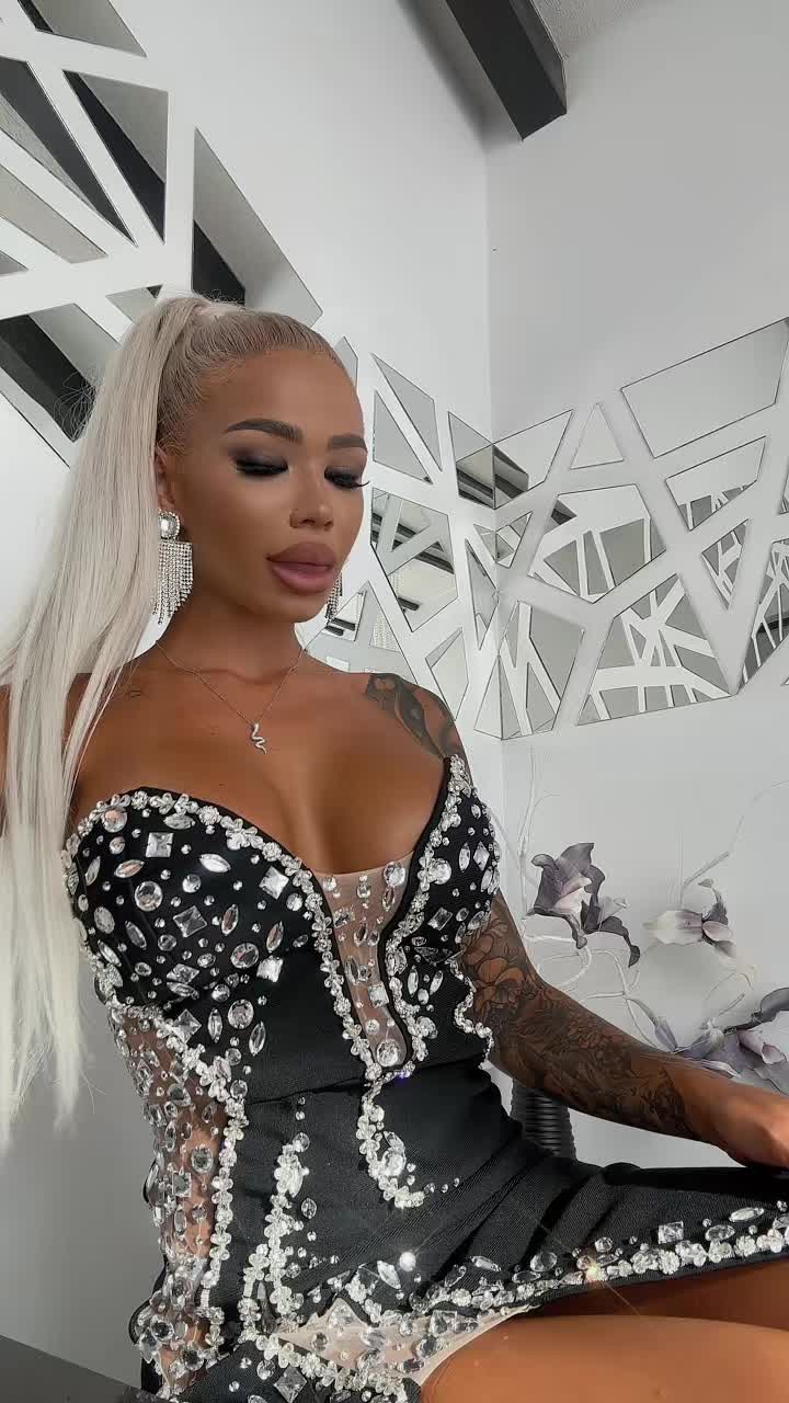 @LuizaaaF