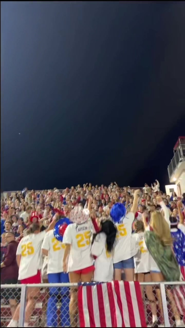 @flhs bleacher captains