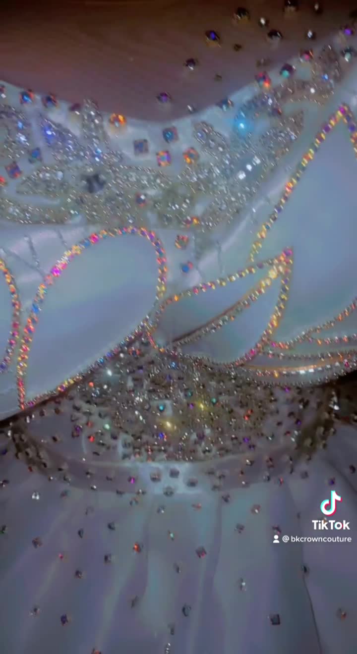 @Bkcrowncouture
