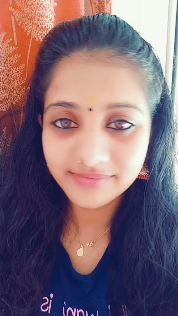 @👑ponnu👑