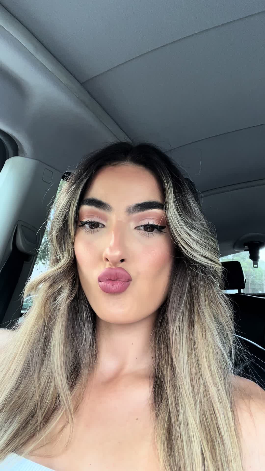 @christinasprou