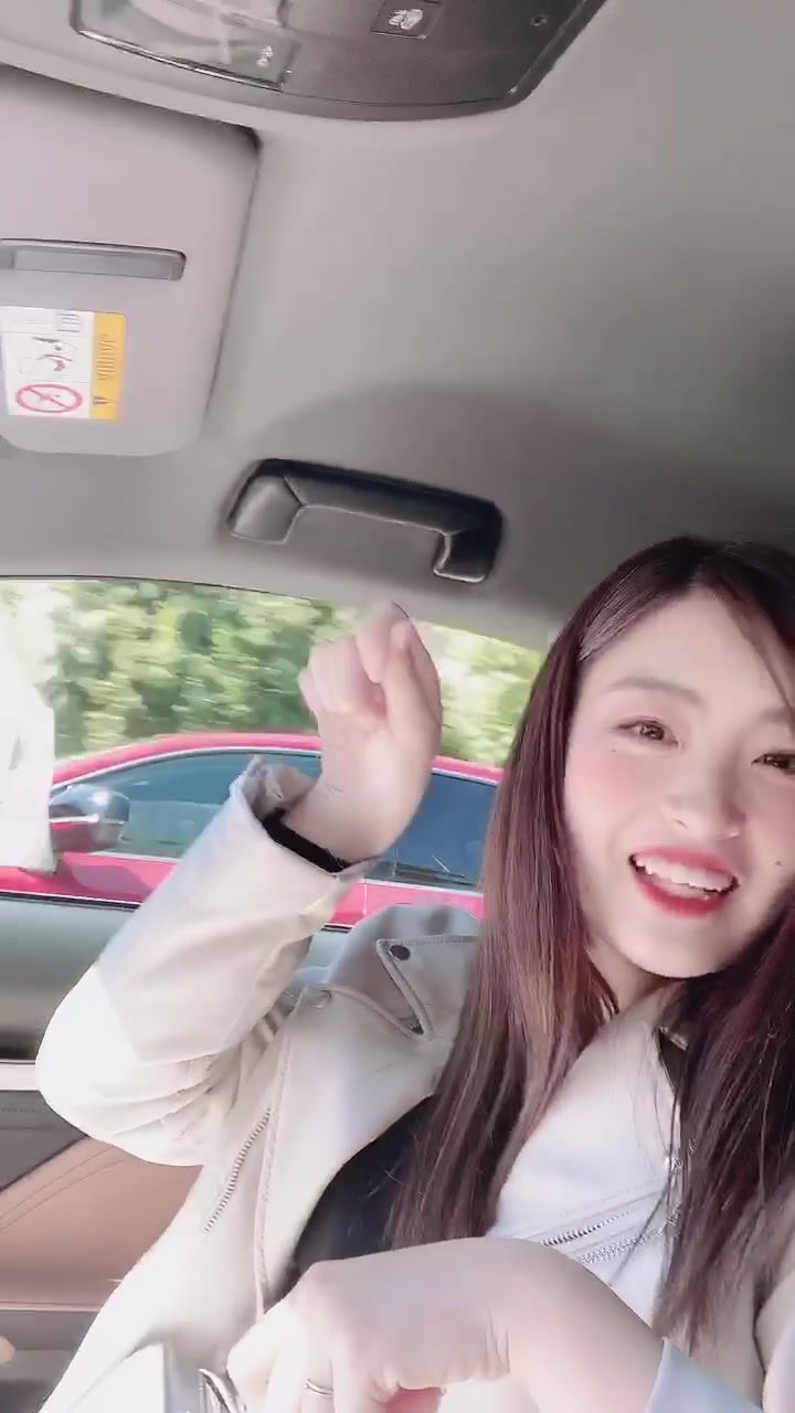 @しおん