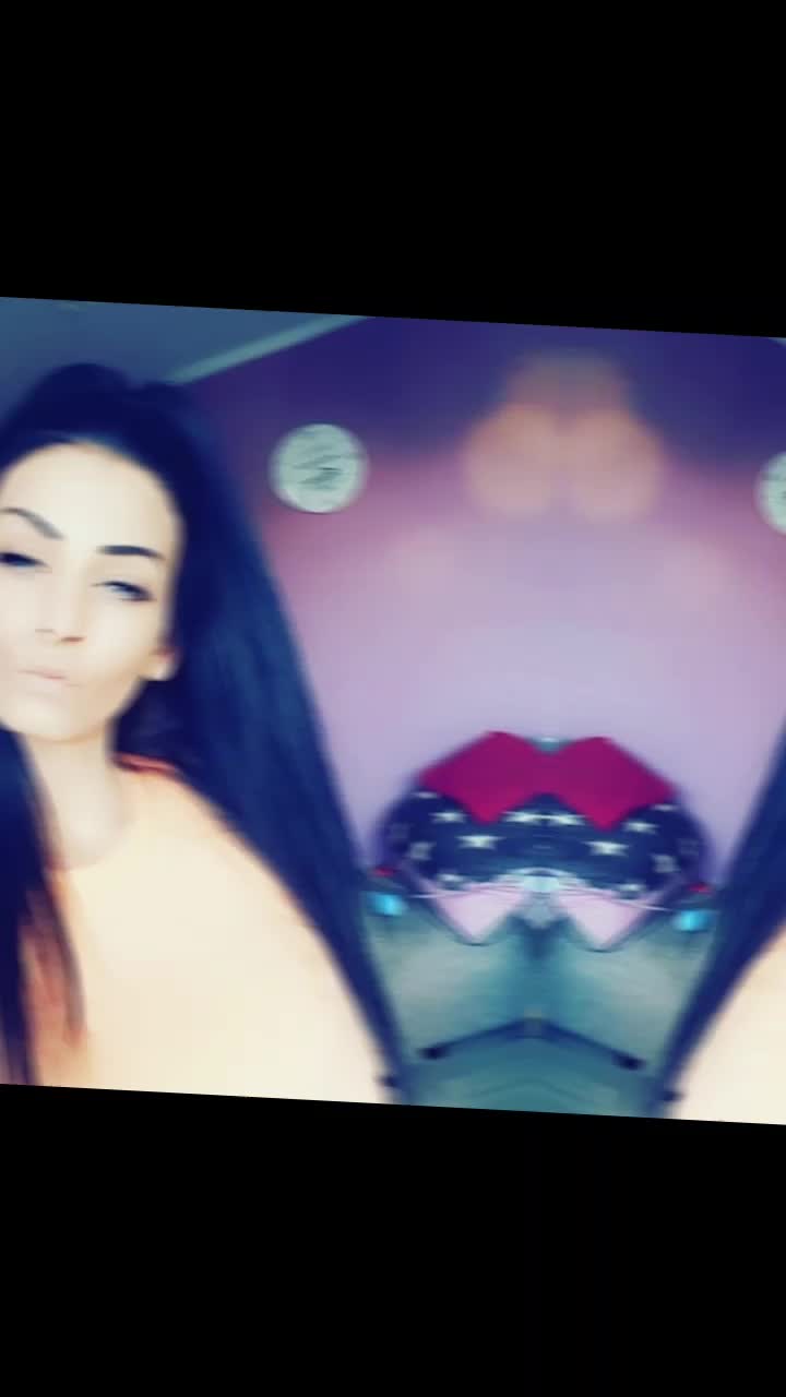 @JanaSancheź