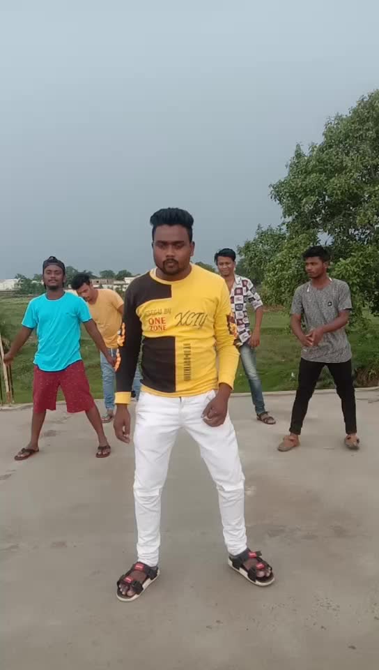 @Aj______Babu
