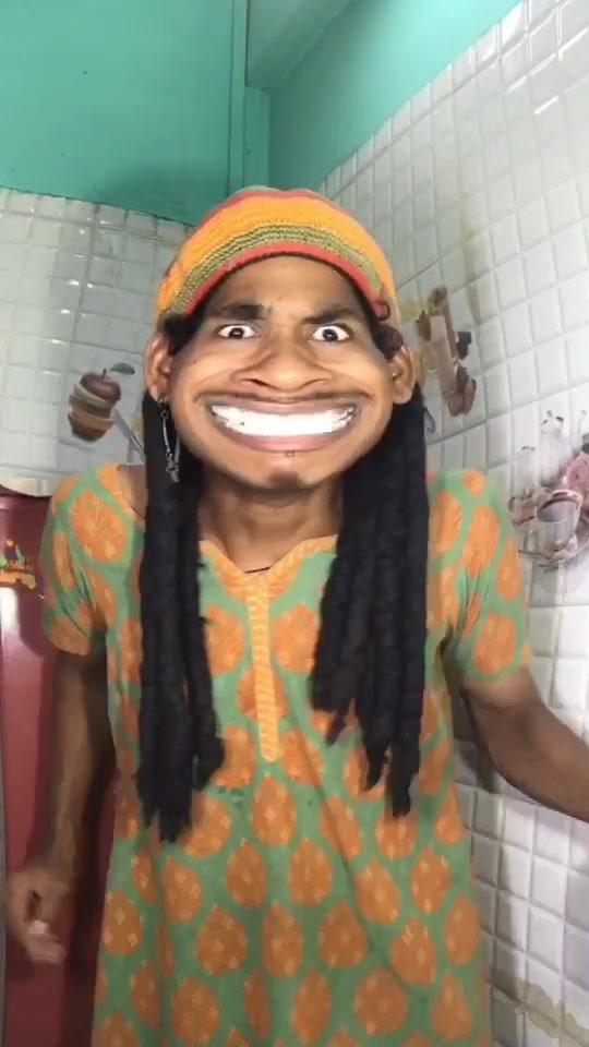 @funnyboy___
