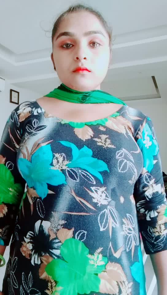 @ਬੇਬੇ ਬਾਪੂੁੁੁ ਦੀ ਫੈਨ