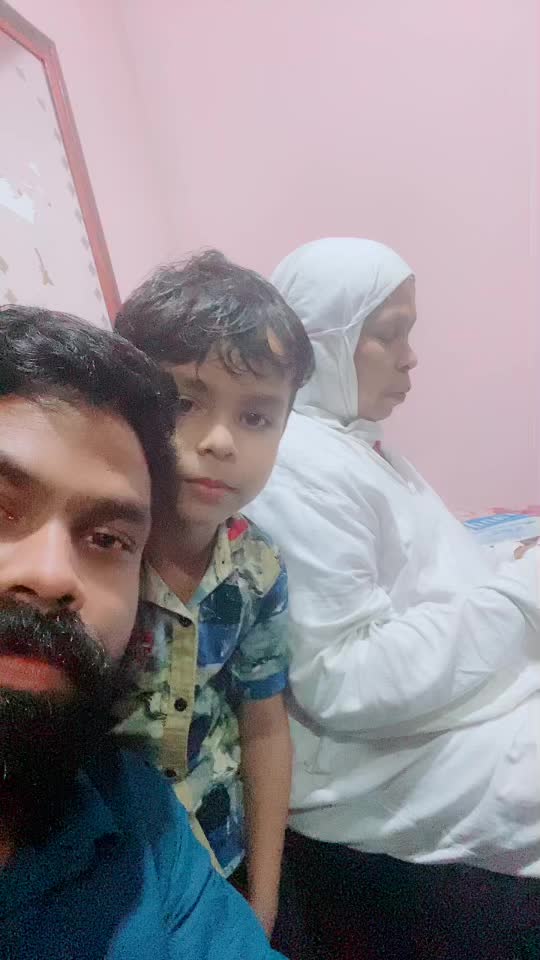 @പ്രണയം ചുവപ്പിനോട്❤️❤️🚩🚩