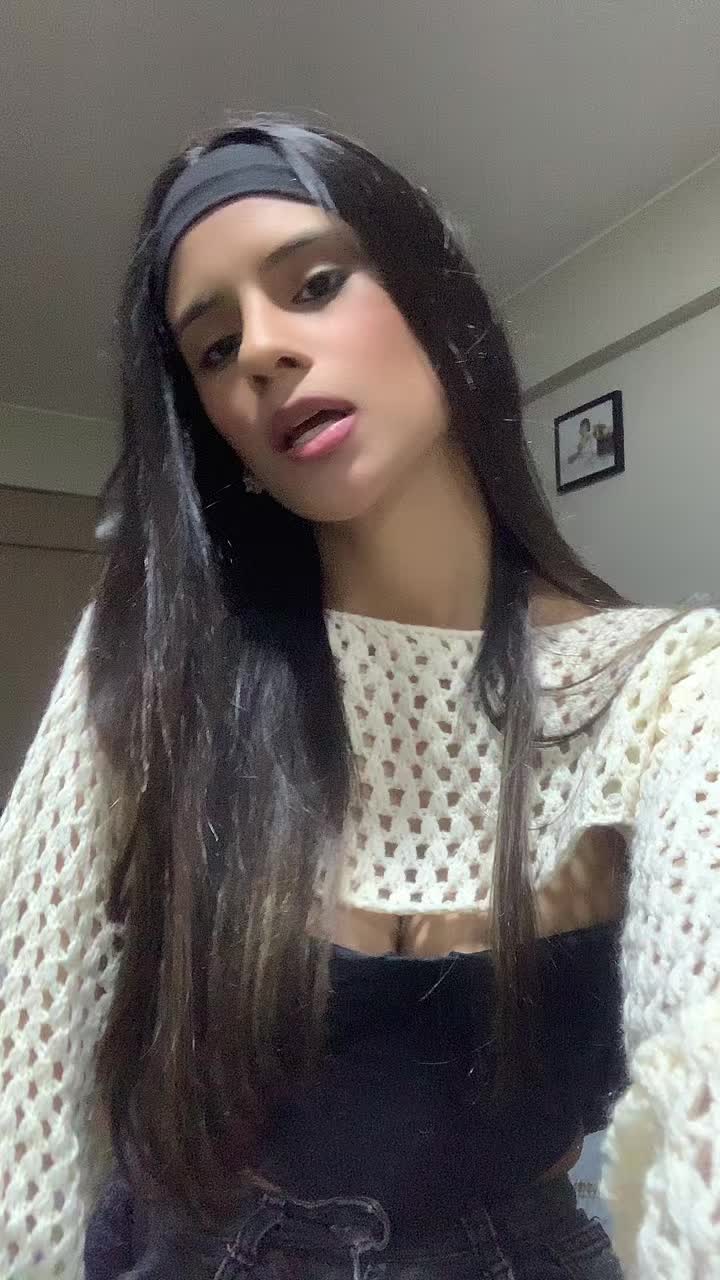 @arii_rojas
