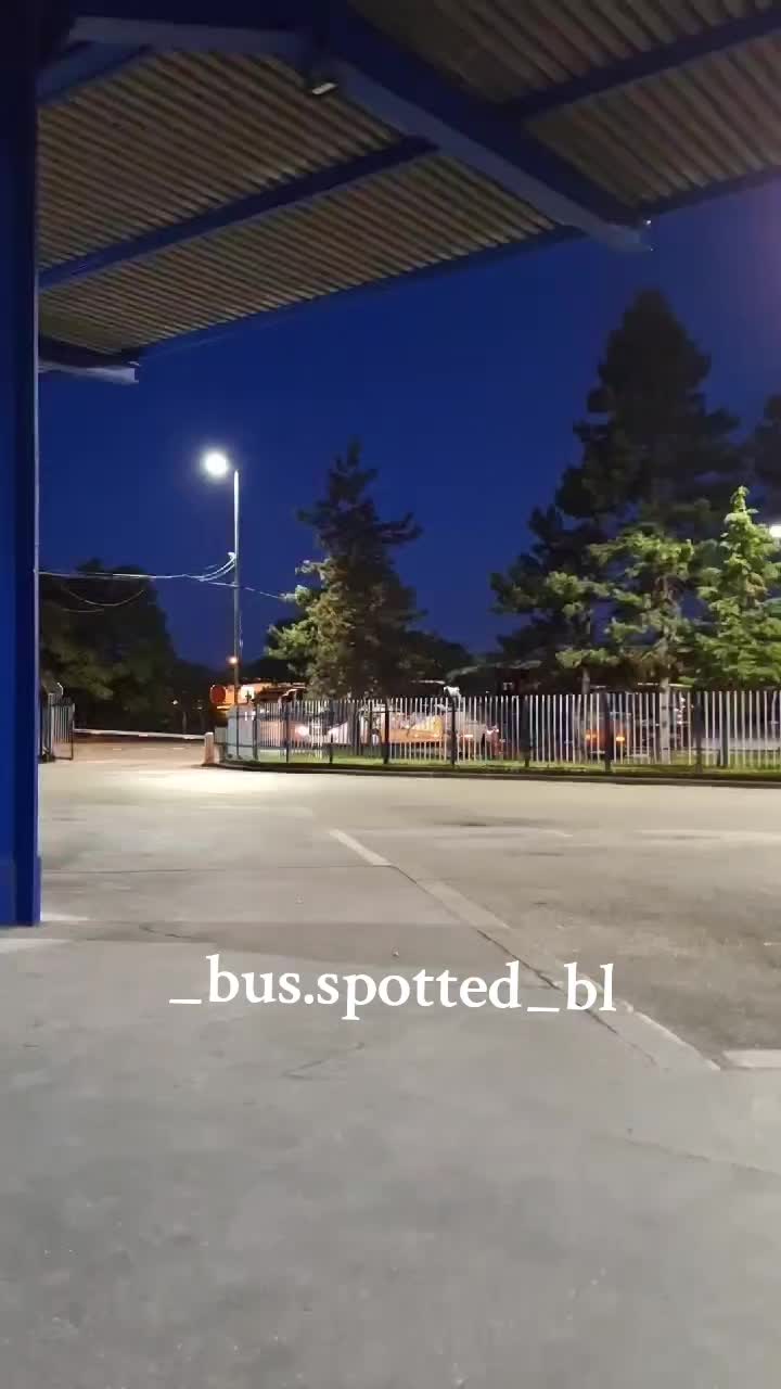 @BUS SPOTTED BL