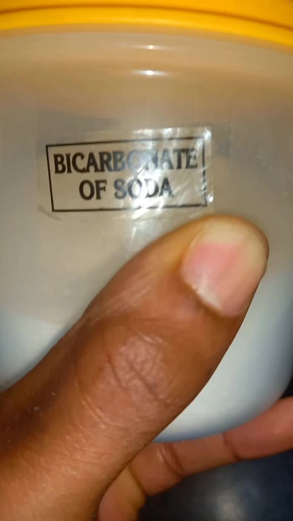 @amomogwane