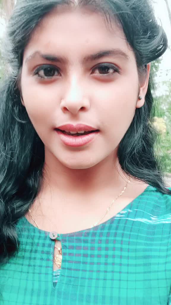 @queensonali🖤