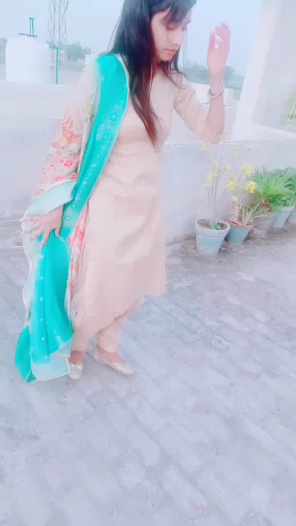@miss_arora😍😍