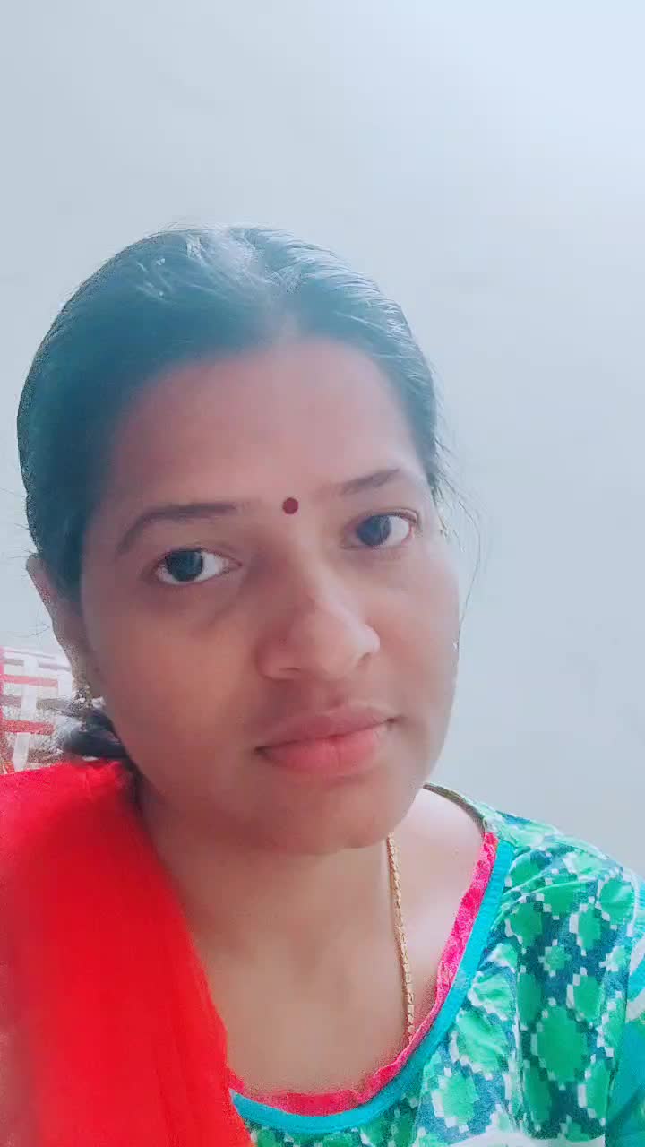 @Siri chowdary