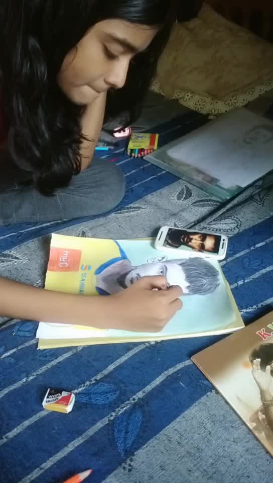 @midhu._.malu