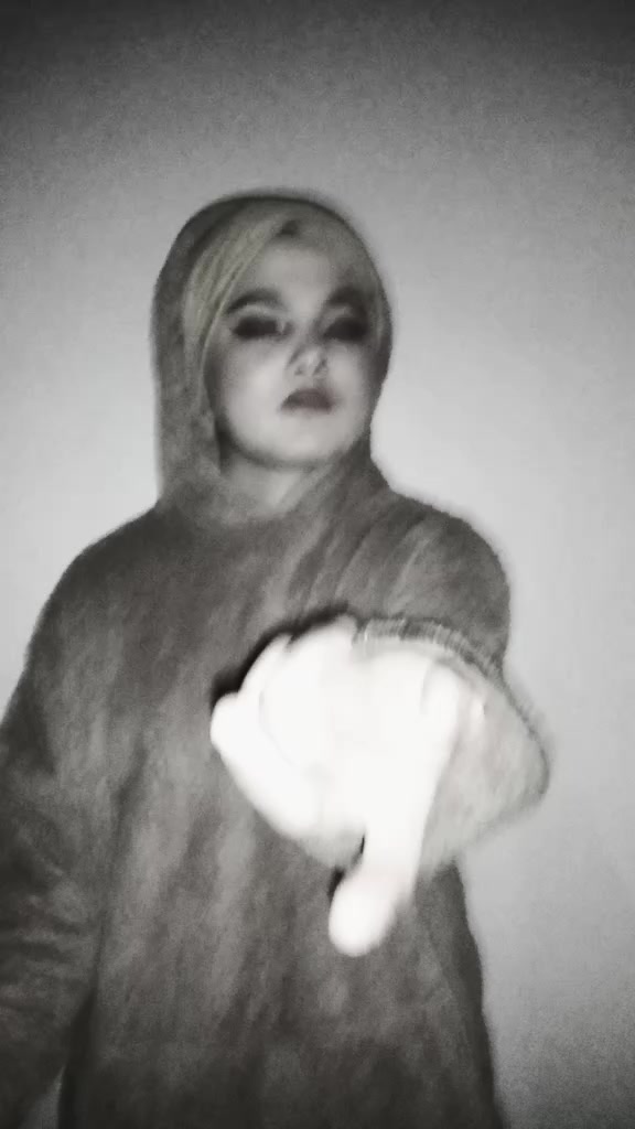 @Nurresmii_0