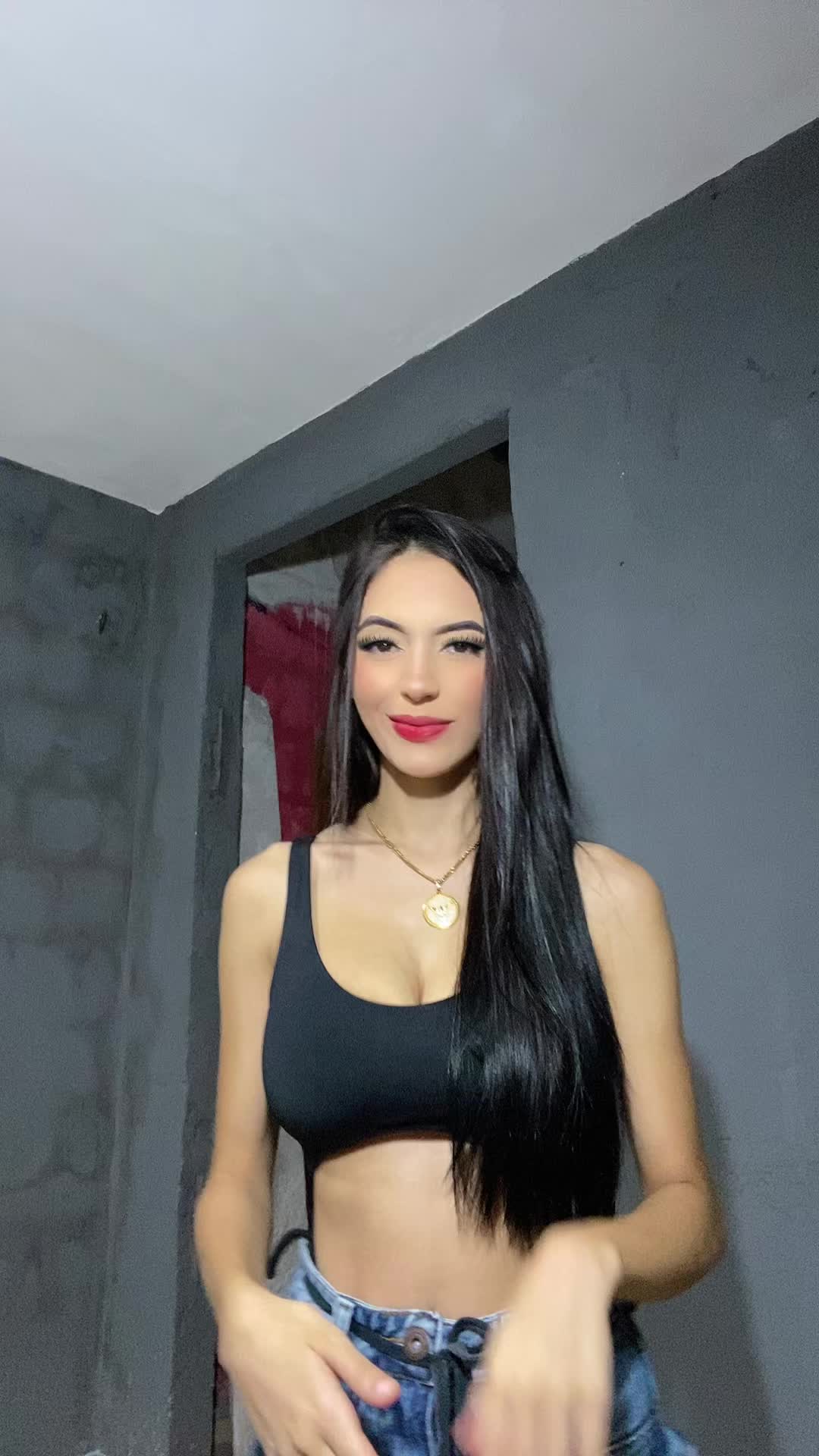 @Gloria reet