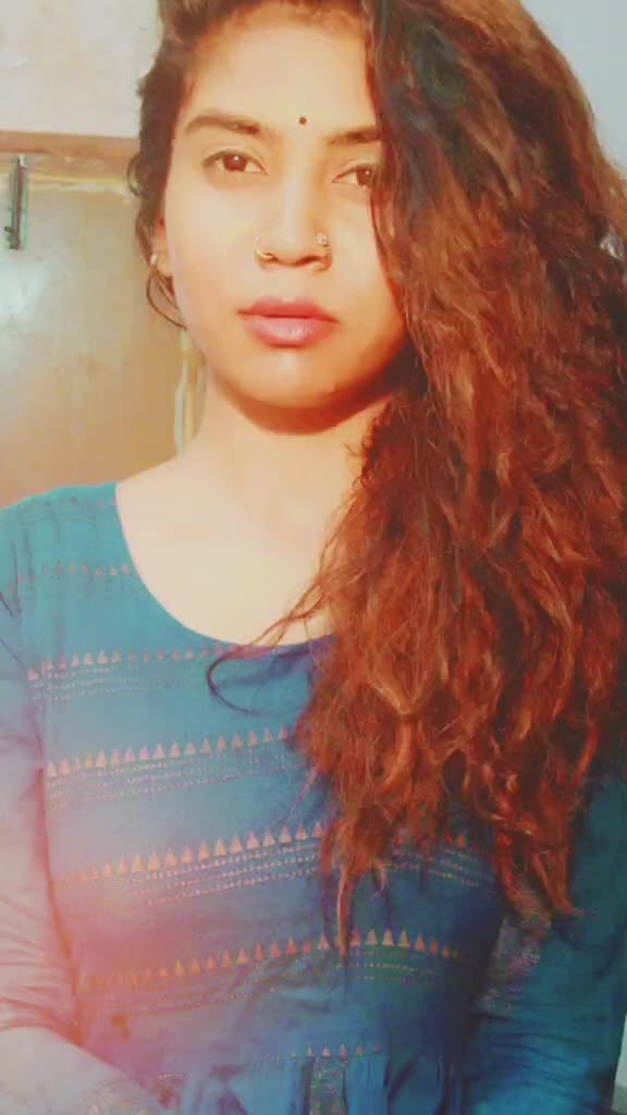 @am iniya here😎