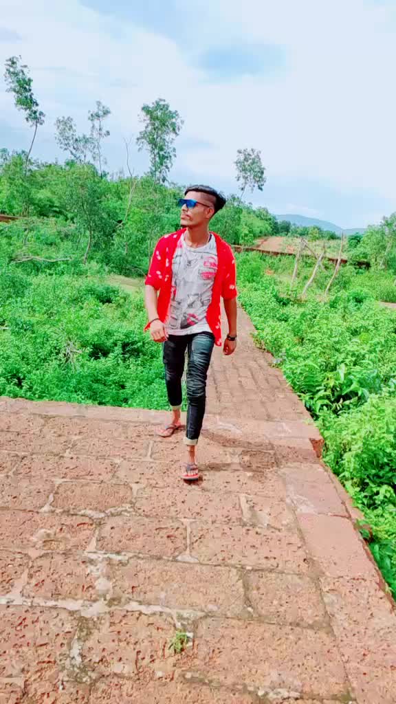 @Saining Lipu