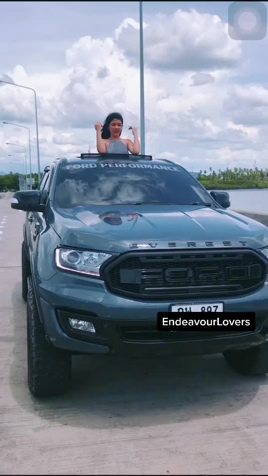 @endeavourlovers