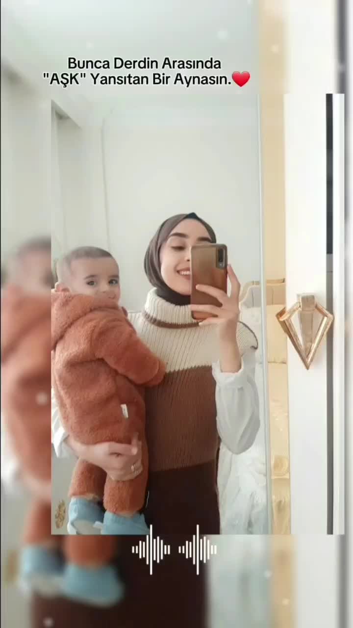 @Zeyno_04