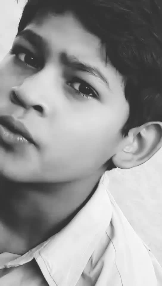 @😷Hunny Shadji😷