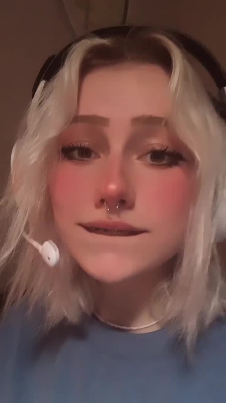 @Mimi 🕷️🌸