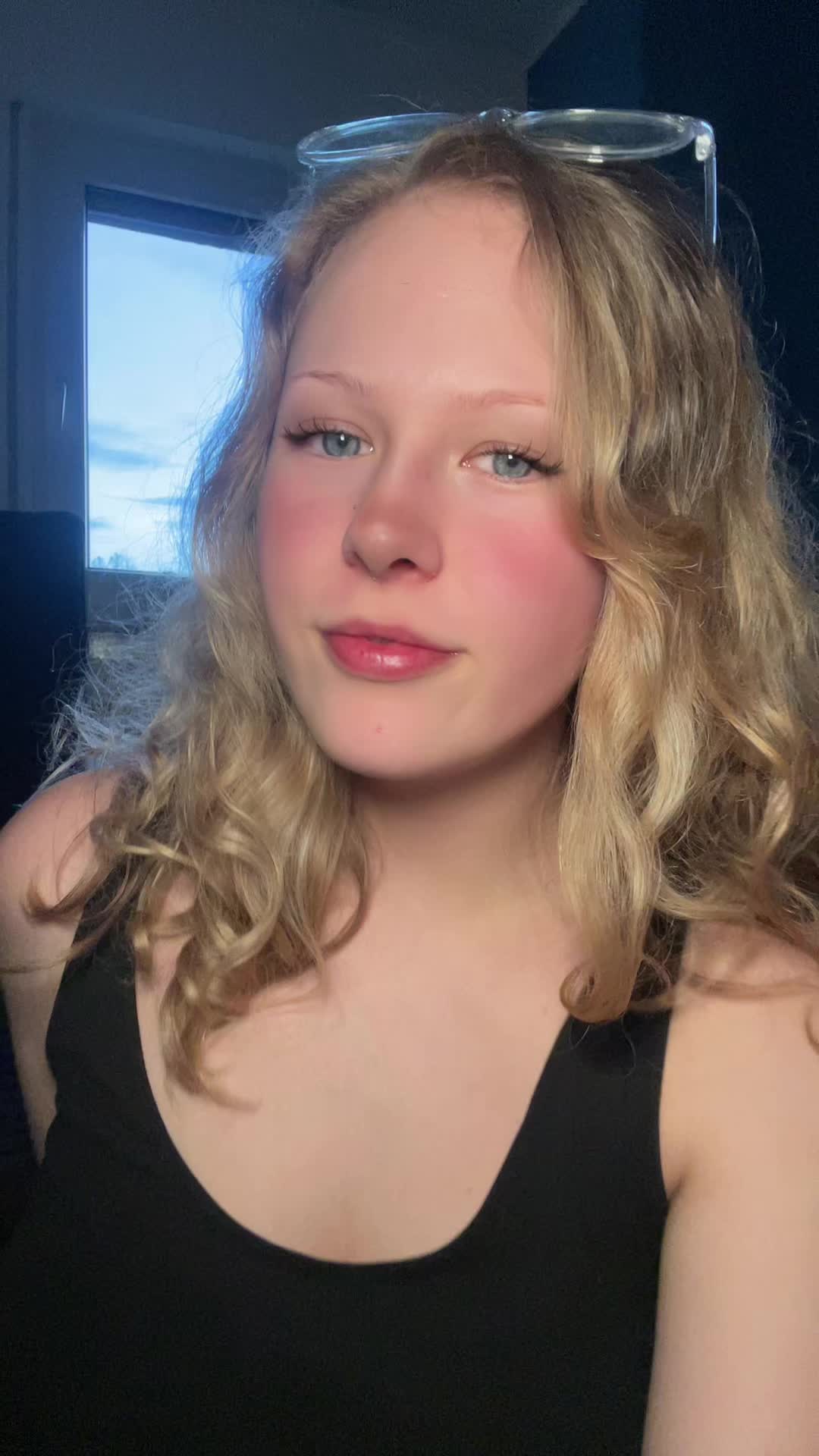 @Julix.mayFANPAGE