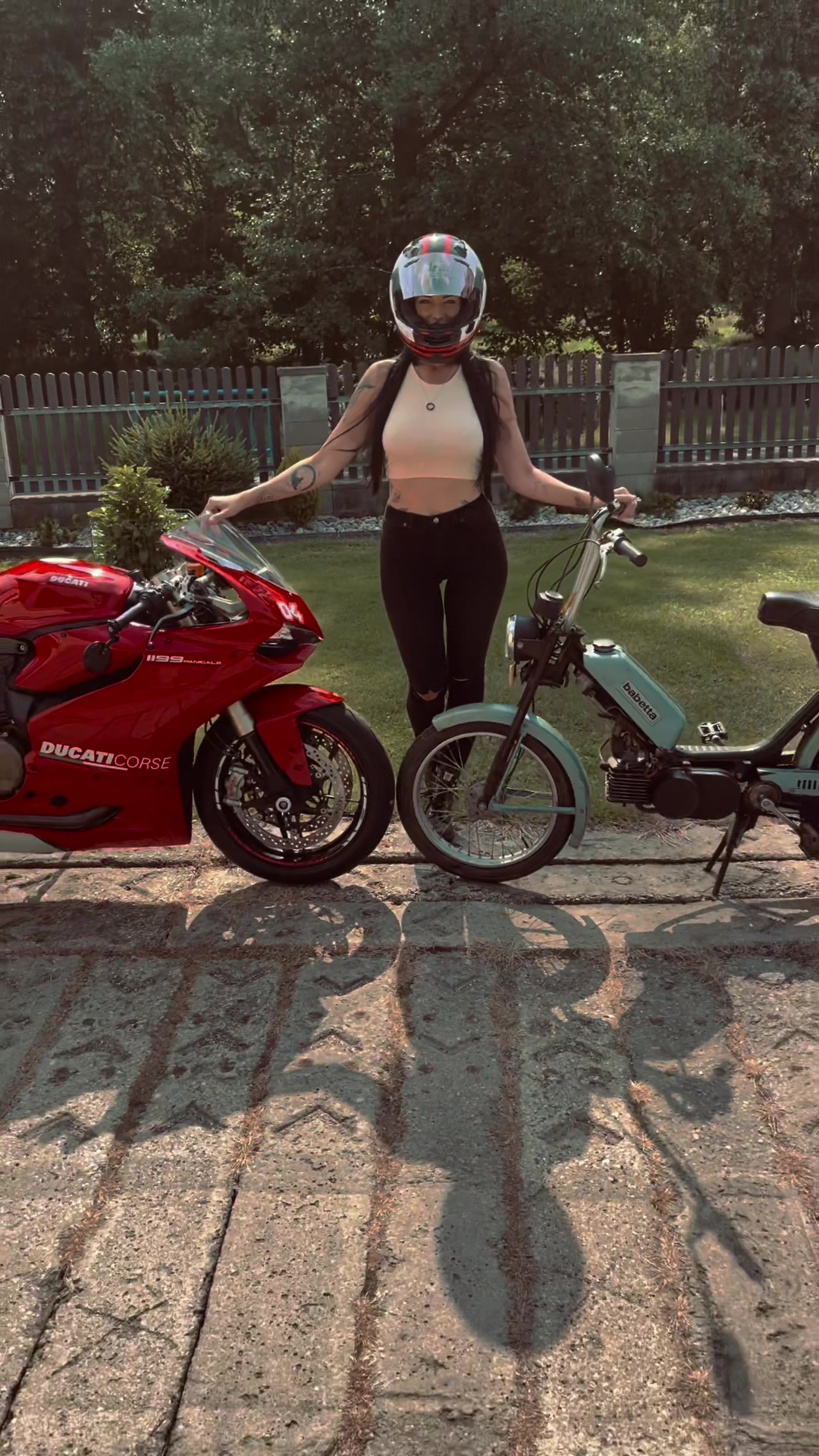 @Moto Fox Veronika