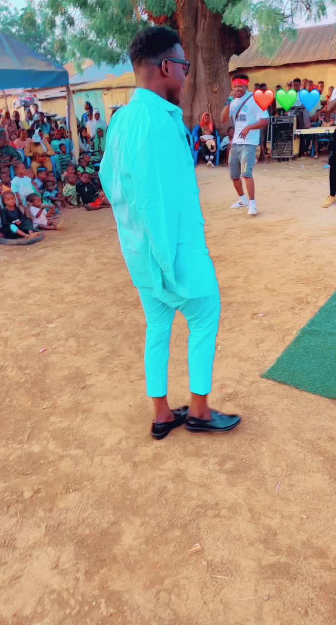 @Bawusu_Sark