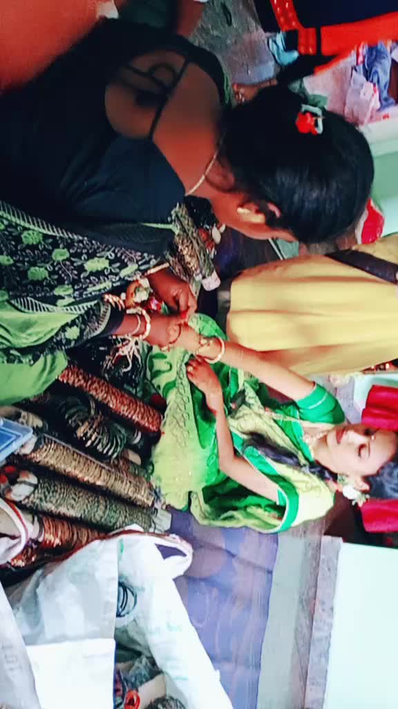 @Rashmi_R_a_c_c_h_u