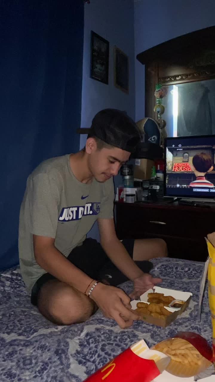 @alexx3.6__