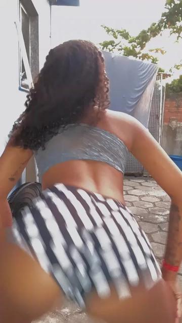 @021_PrettaRara