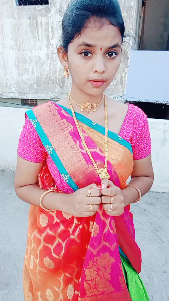 @😍Chandrika😍