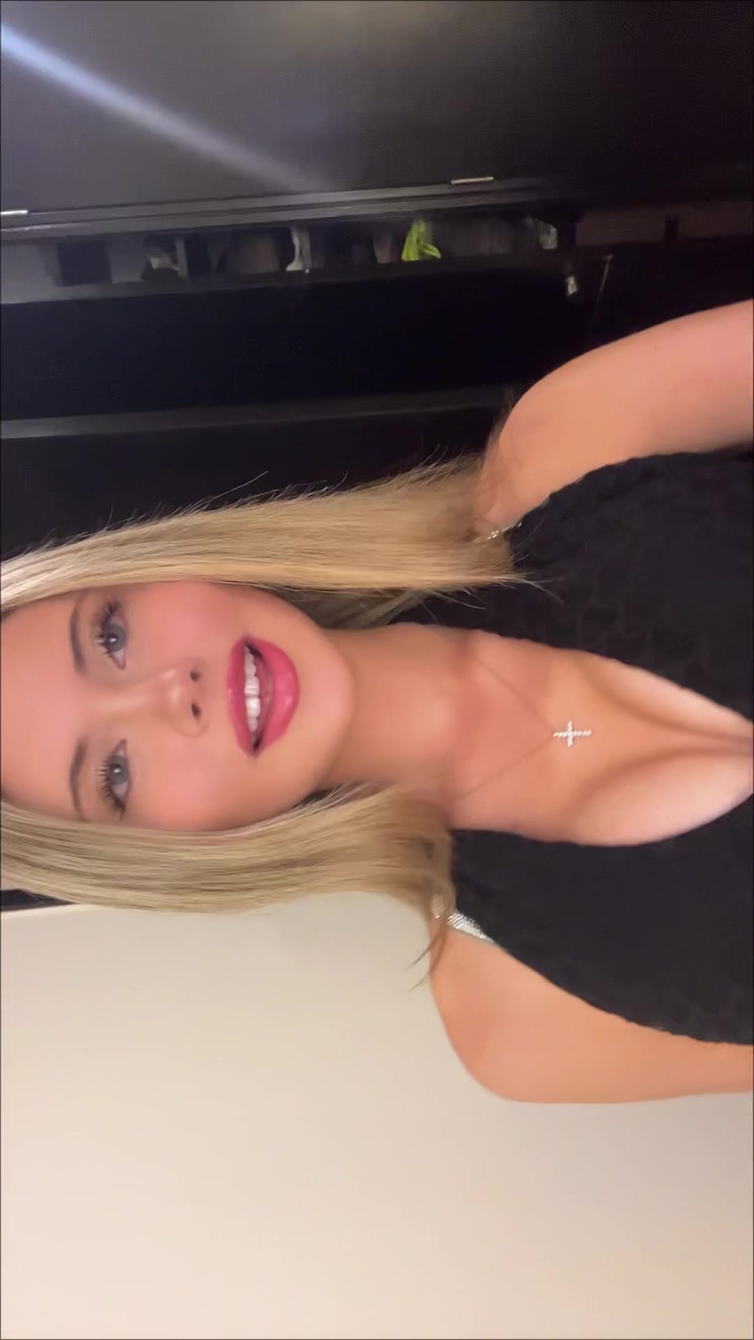 @violeta