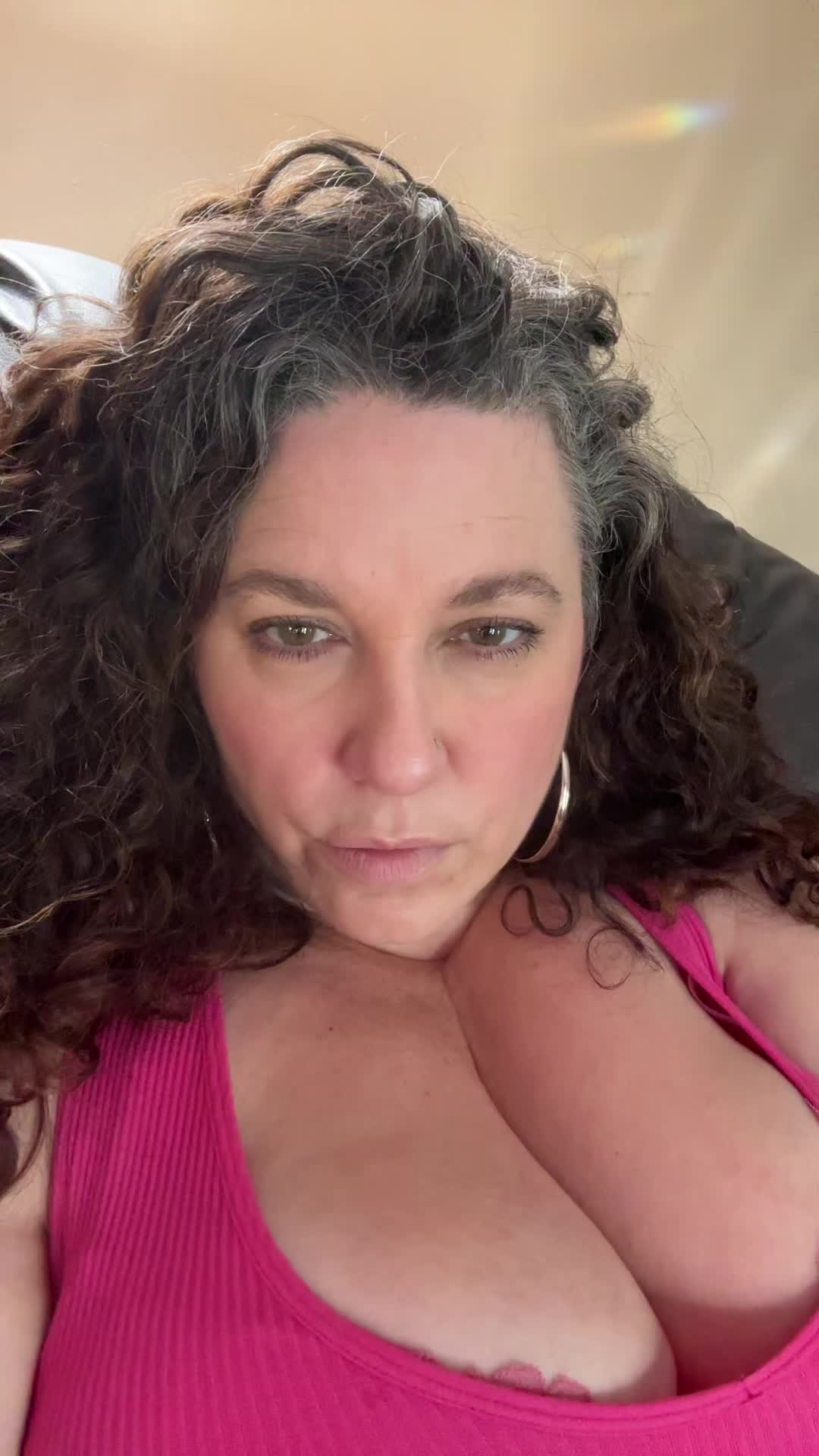 @CurvaceousNurse