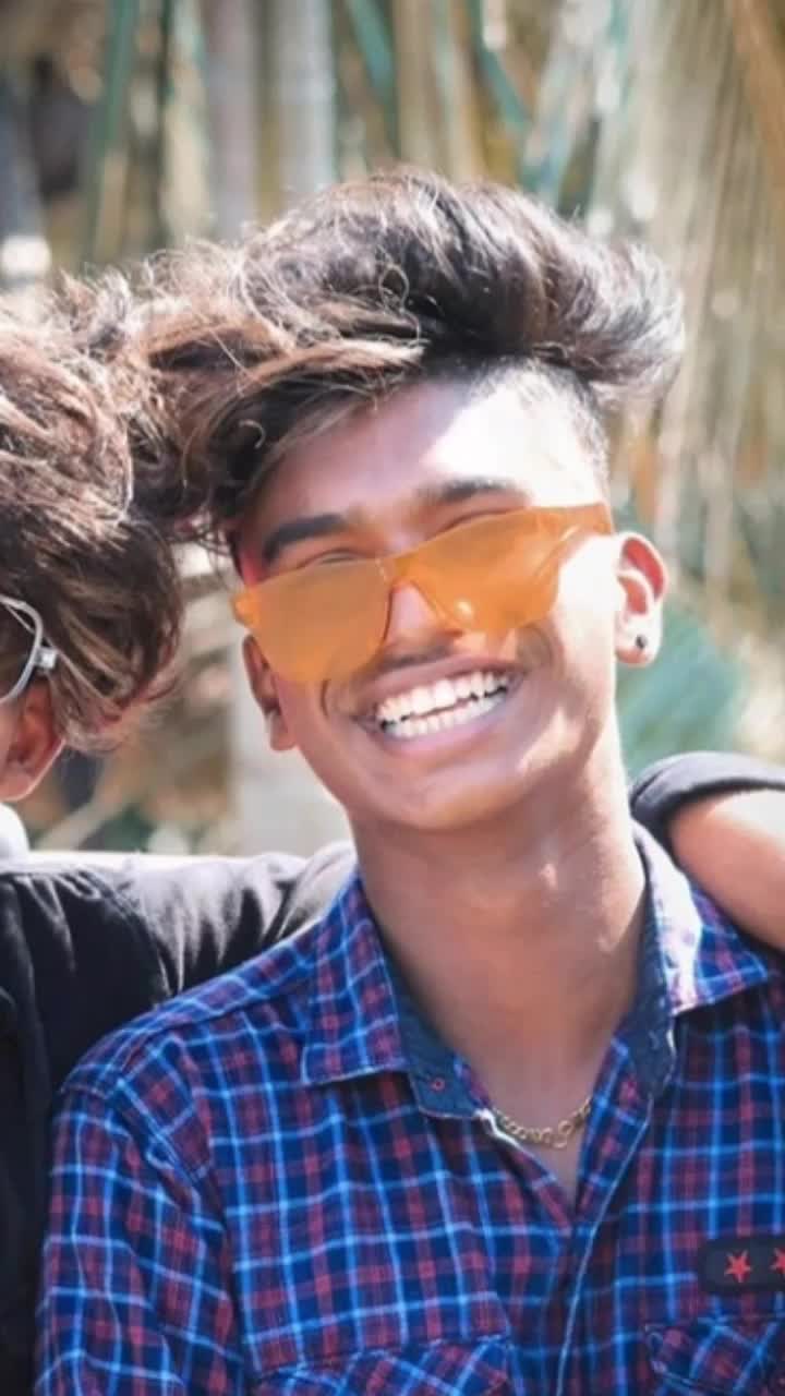 @🤓