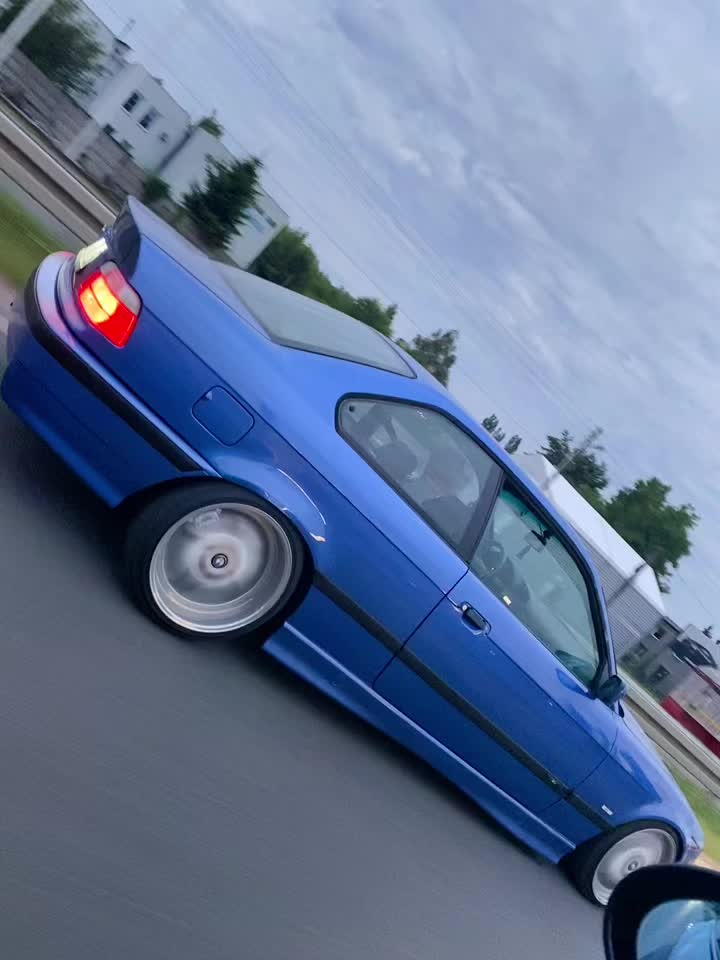 @dejw.drift.boy