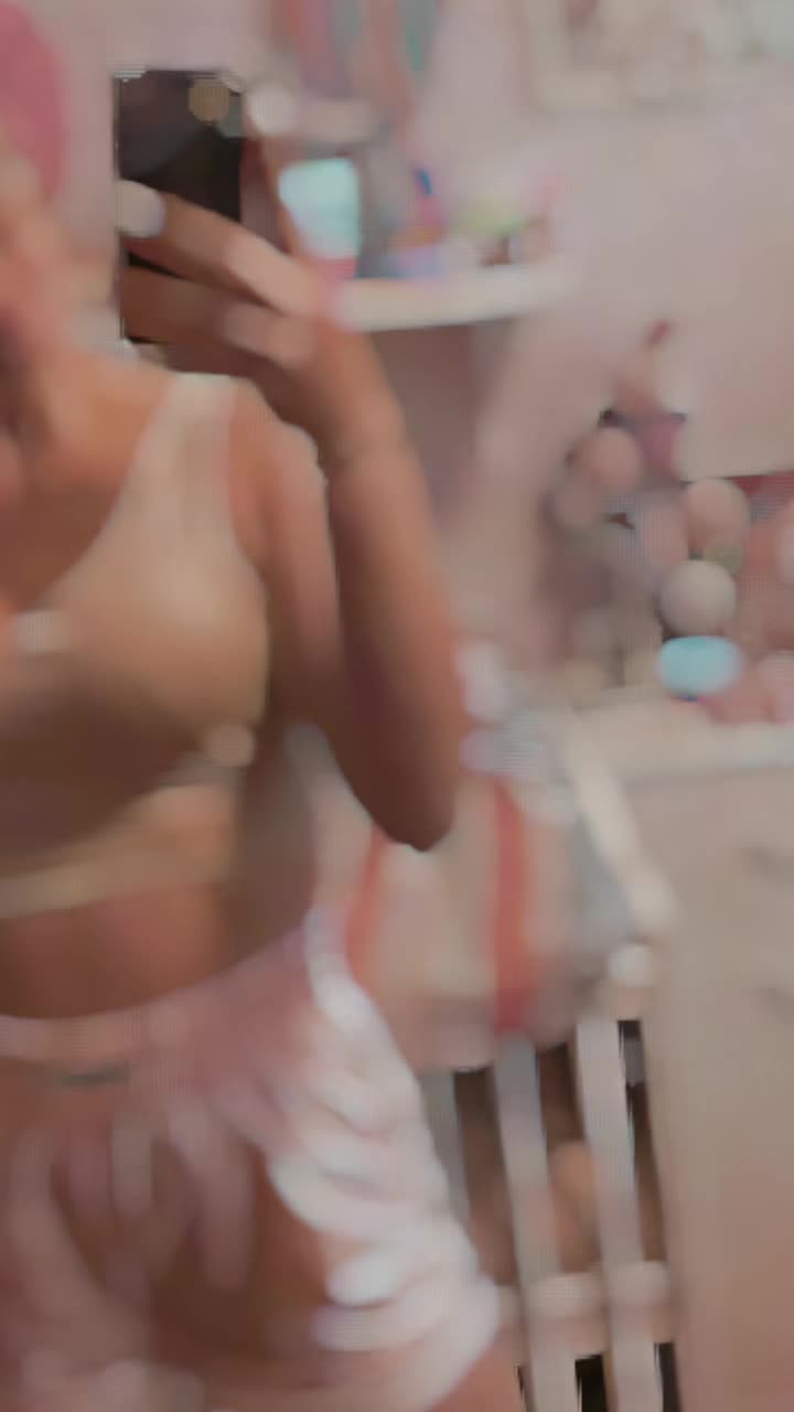 @𝒞𝑒𝓁𝒾𝓃𝑒💗💗