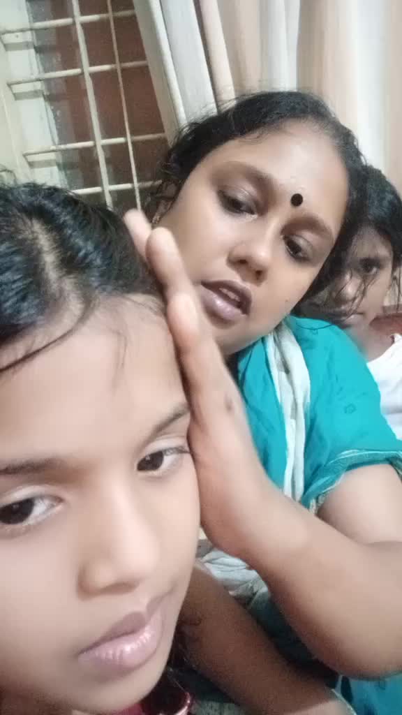 @Priya_maria