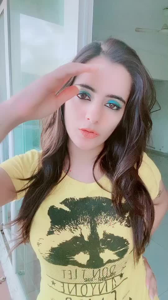 @Jhanvi