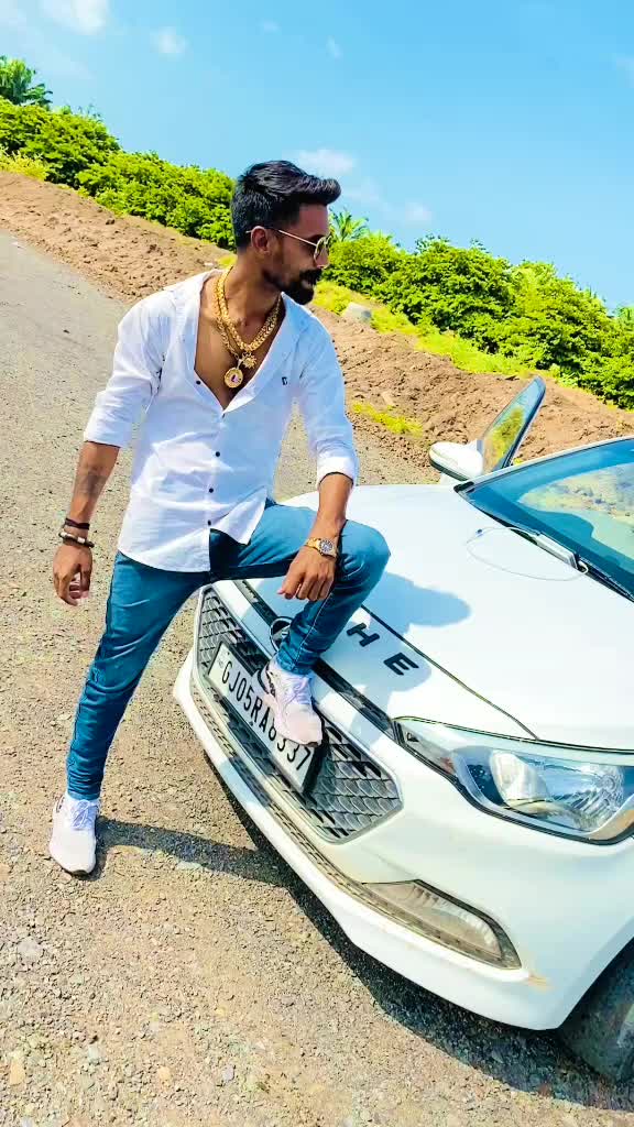@SuperstarPrajapati0100