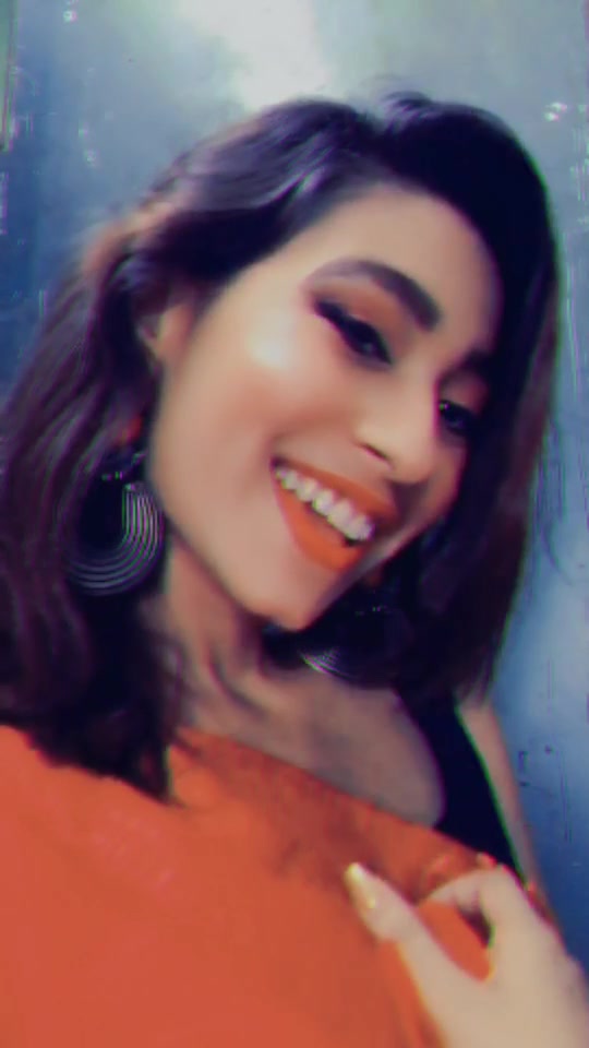 @Dhriti❤️Hiya❤️Singha