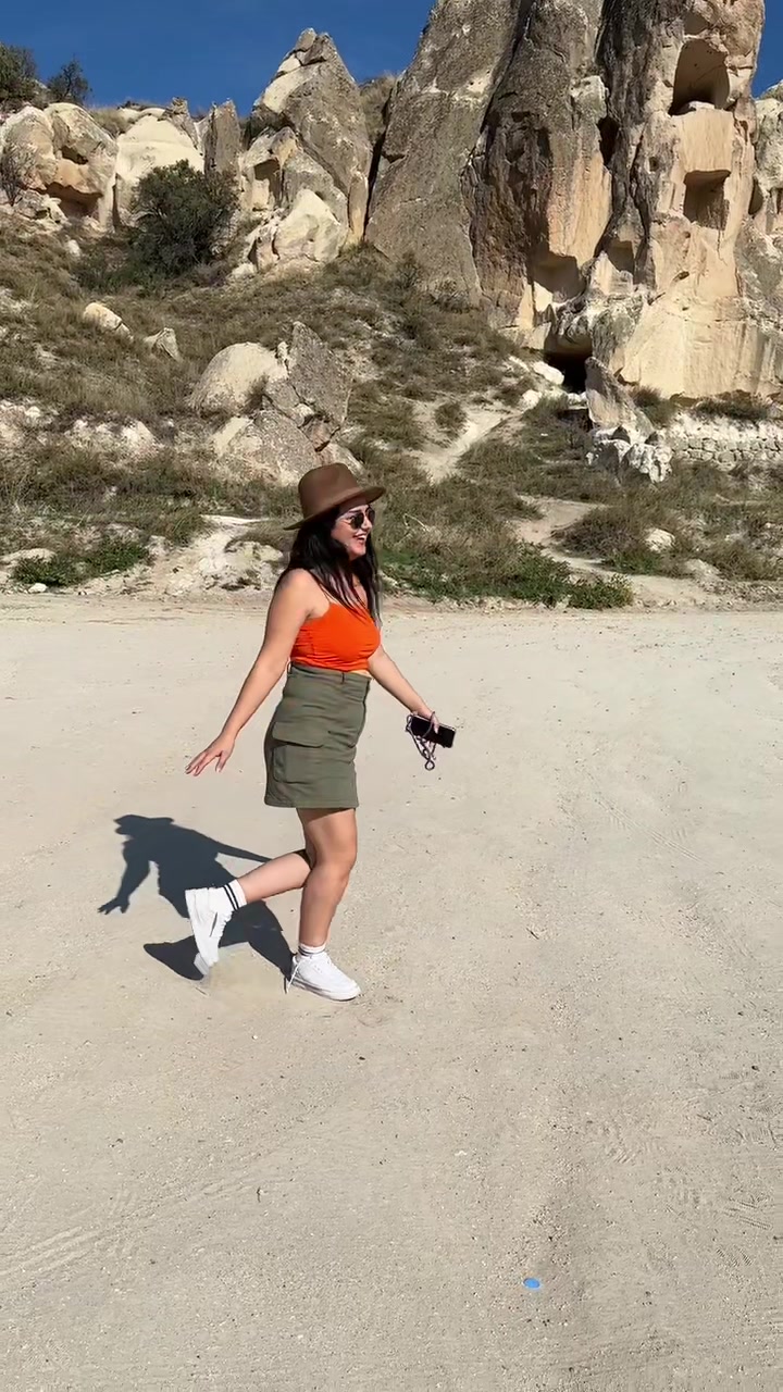 @msBELLAyvz