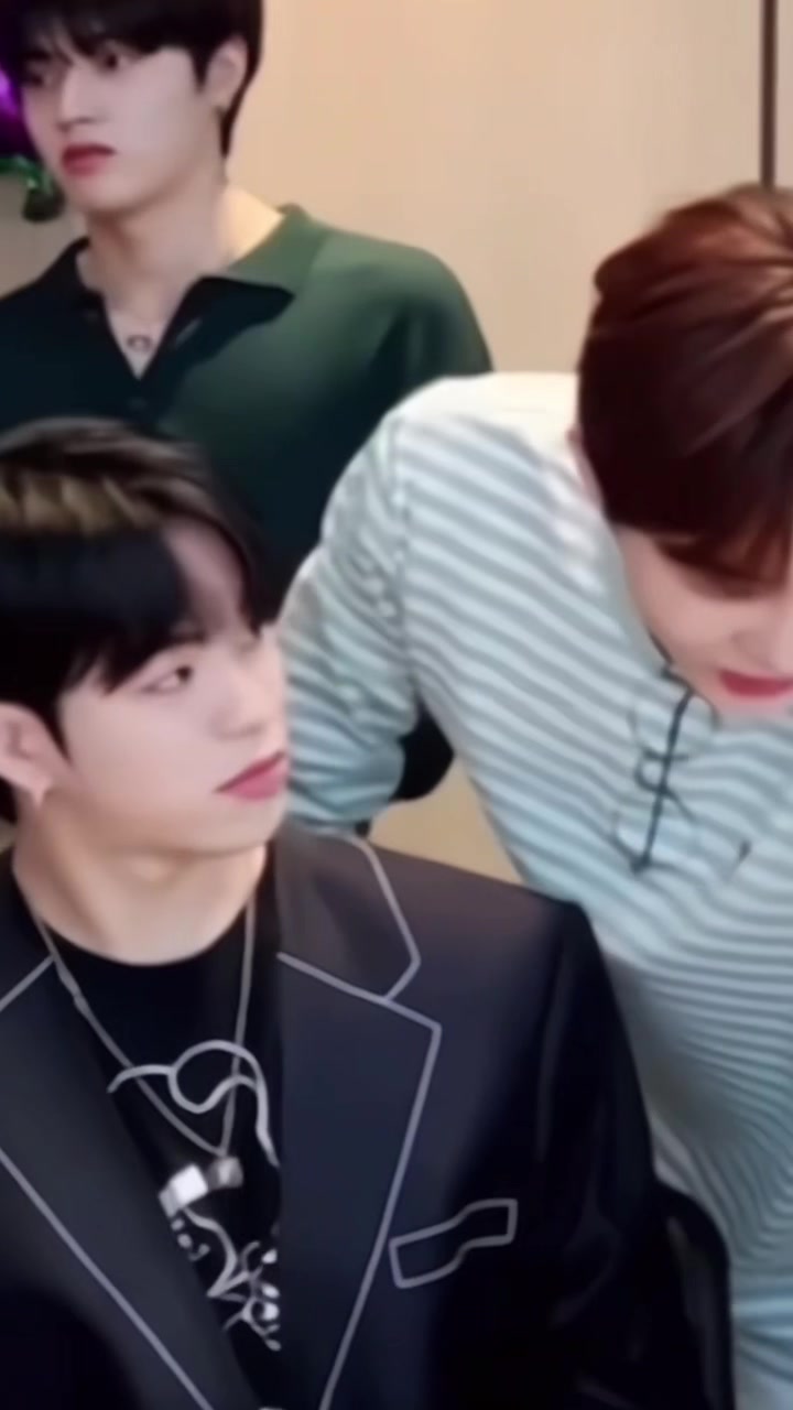 @แจ๊กแจว🦁 อู๋จ๋อง🐺